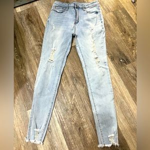 2/$15 Skinny ripped jeans